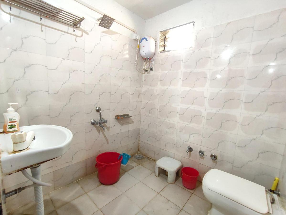 V J Farmstay Garudeshwar エクステリア 写真