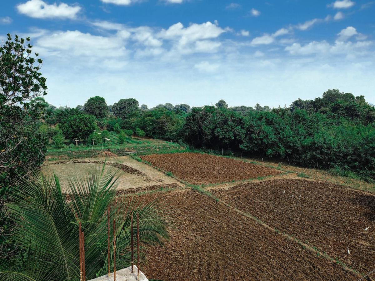 V J Farmstay Garudeshwar エクステリア 写真