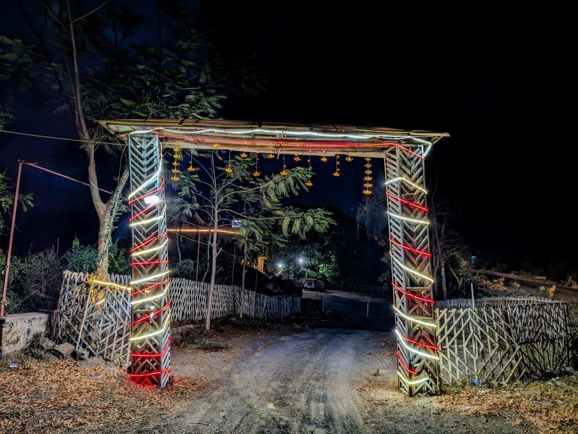 V J Farmstay Garudeshwar エクステリア 写真